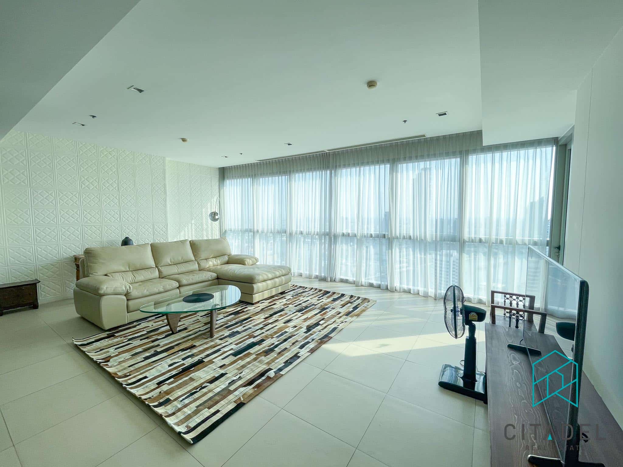 The River Condominium, Bangkok 1